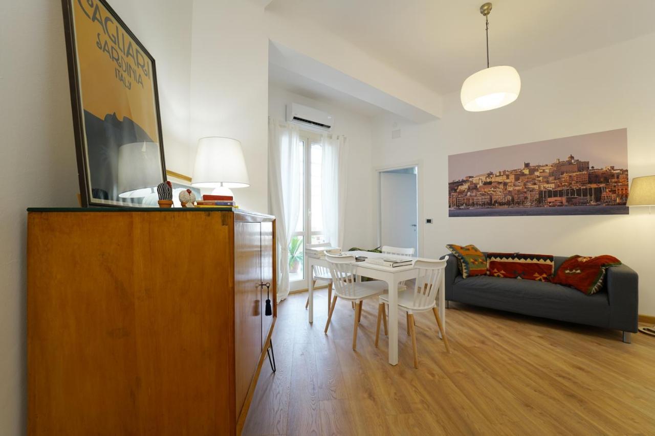 La Luna Appartamento Con Terrazza E Due Camere Cagliari Ngoại thất bức ảnh